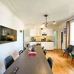 Urbanflat 99 - Beautiful 6 Bdr Apartment In The Center Of Paris