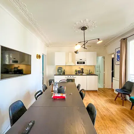 Apartment Urbanflat 99 - Beautiful 6 Bdr In The Center Of *