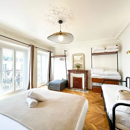 Urbanflat 99 - Beautiful 6 Bdr In The Center Of Apartment