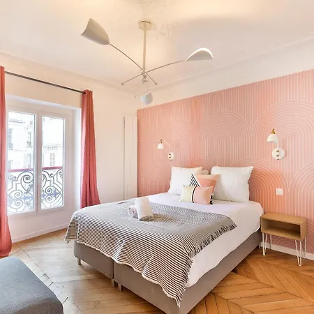Apartment Urbanflat 99 - Beautiful 6 Bdr In The Center Of Paris