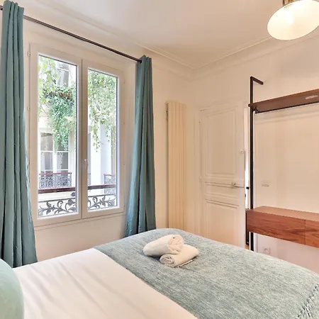 Urbanflat 99 - Beautiful 6 Bdr In The Center Of Apartment Paris
