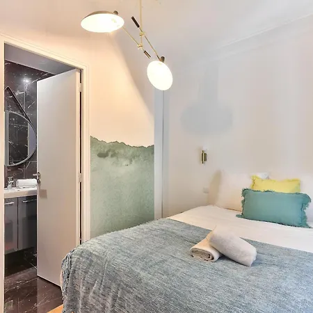Urbanflat 99 - Beautiful 6 Bdr In The Center Of * Paris